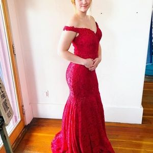 NEW JVN Prom, off the shoulder red lace dress